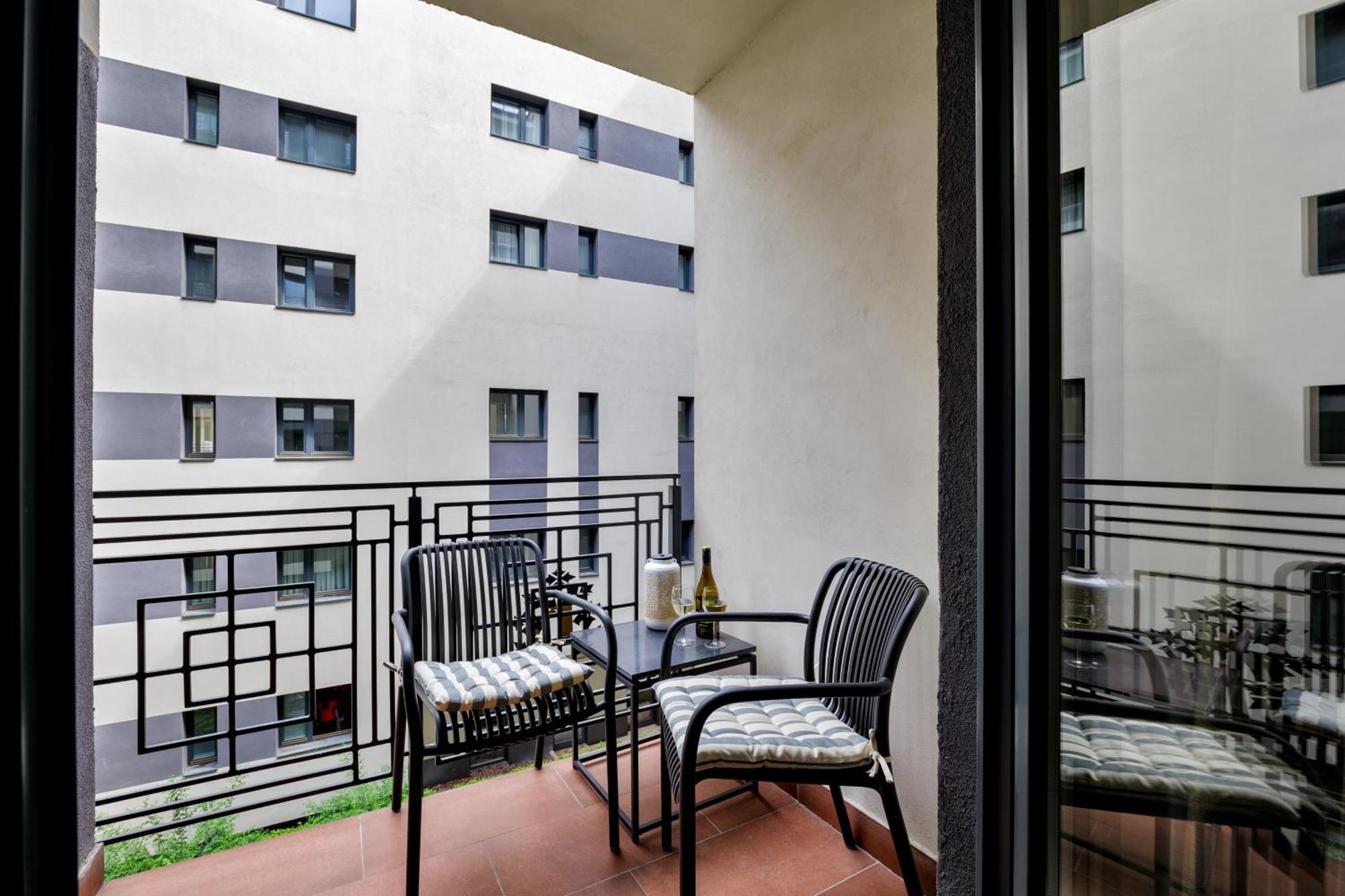 Rames-cosmo Downtown With Rooftop Pool * Budapest